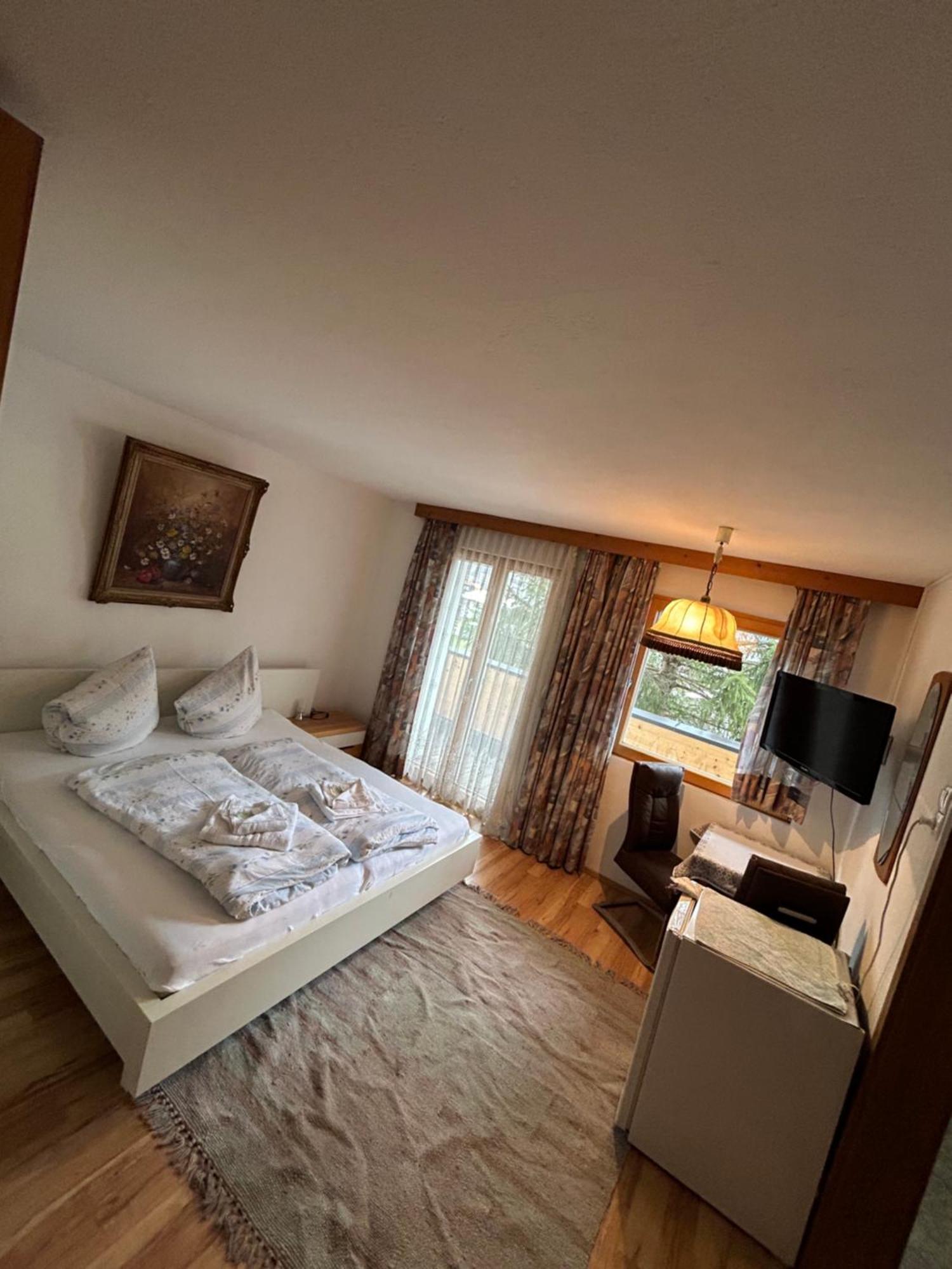 Austrian Motel Heiss Prutz Buitenkant foto